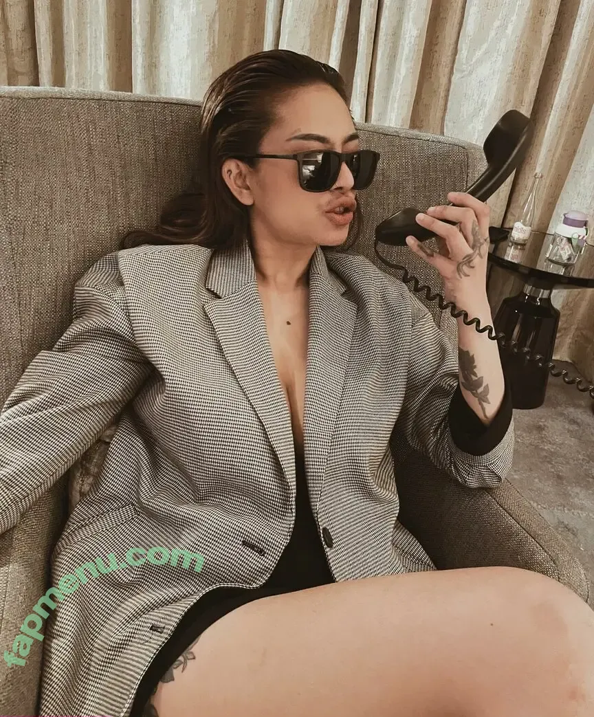 Sinta Bella nude photo #0002 (Sibell / __sibelllll)