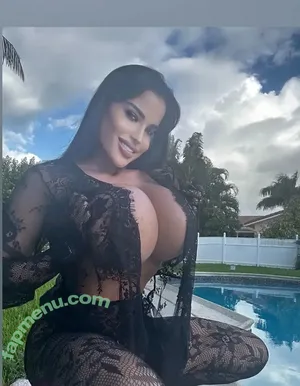  nude photo #0004