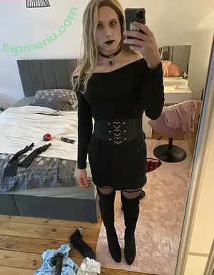  nude photo #0008