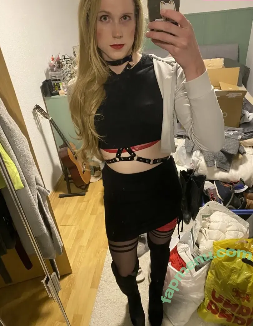SissyAnnie nude photo #0011 (SissyAnnie)