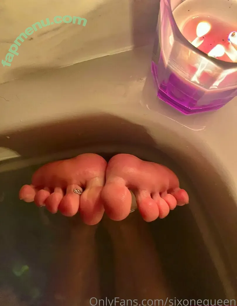 sixonequeen nude photo #0002 (sixonequeen)