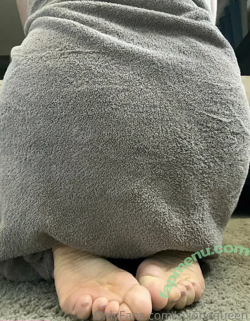 sixonequeen nude photo #0005 (sixonequeen)