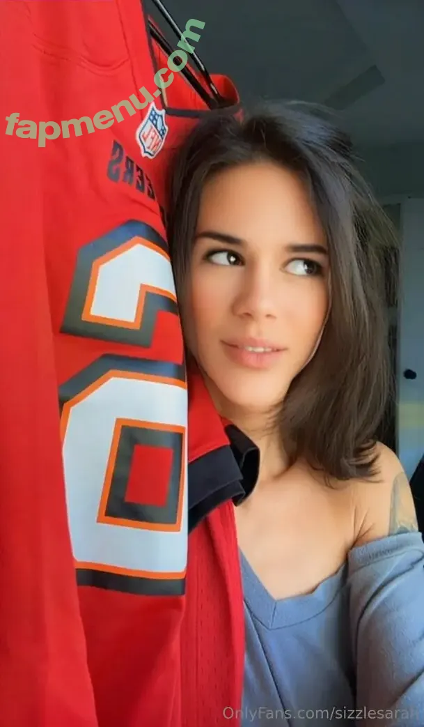sizzlesarah nude photo #0003 (sizzlesarah)