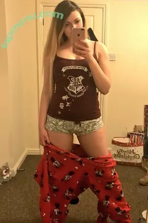 SizzSarz nude photo #0003