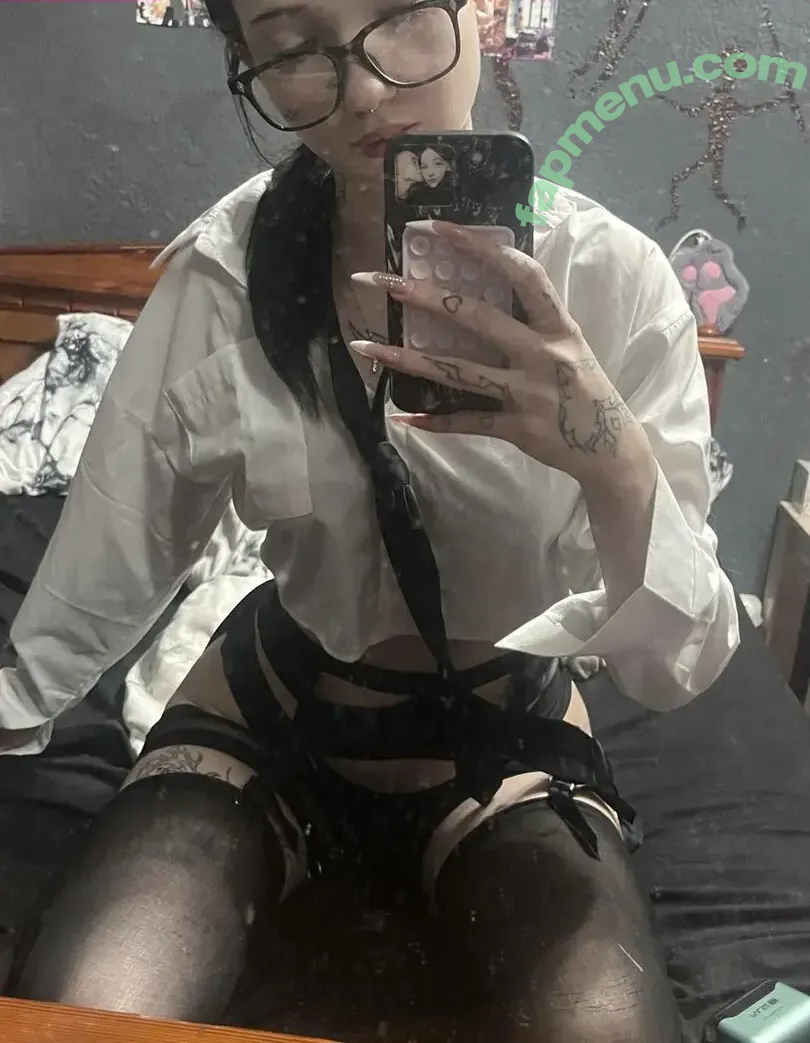 skamerova nude photo #0011 (skam.erova)