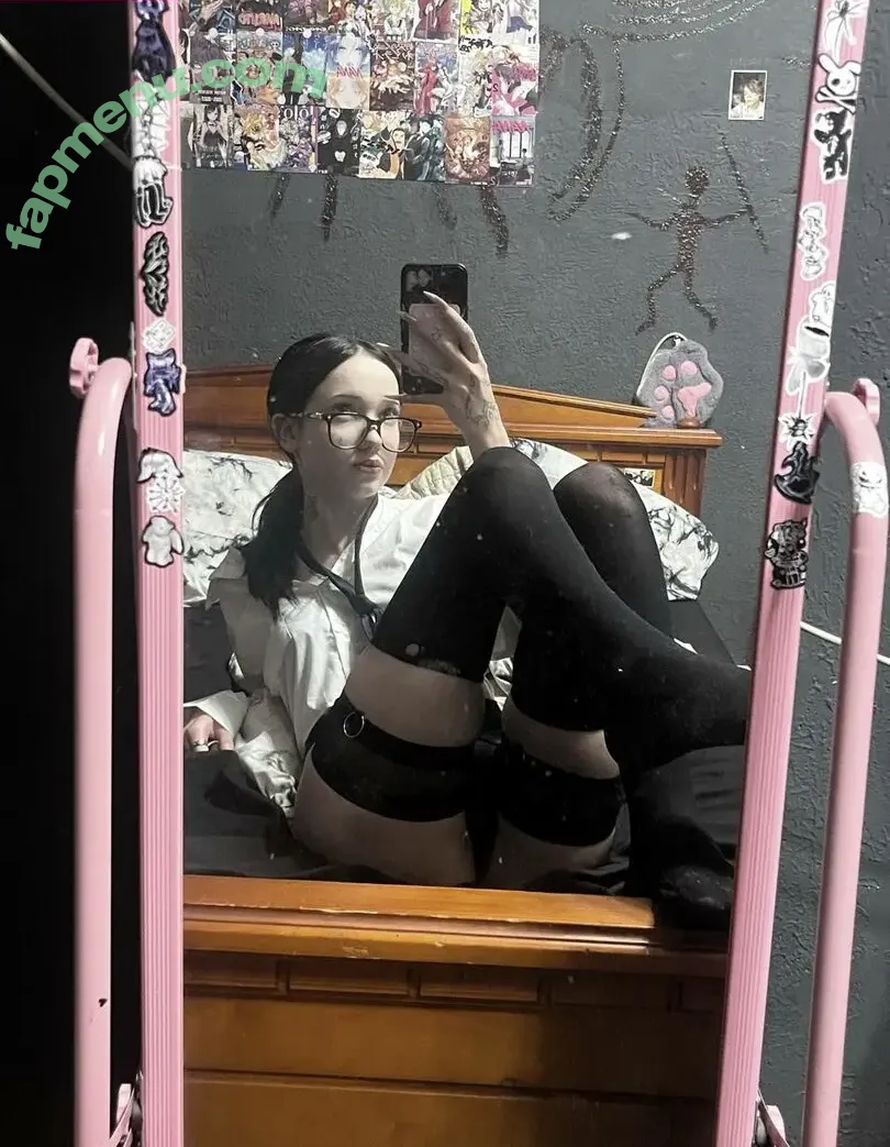 skamerova nude photo #0022 (skam.erova)