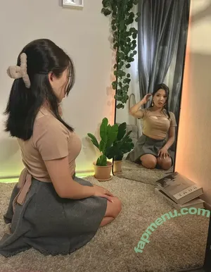  nude photo #0001