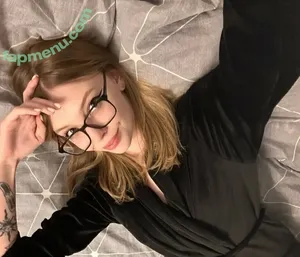  nude photo #0005