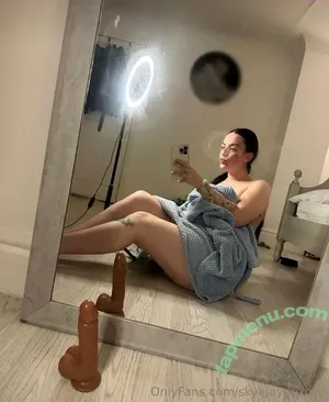 Skyejaydexoxo / Skye-Jade / skyyjadeszn nude photo #0011