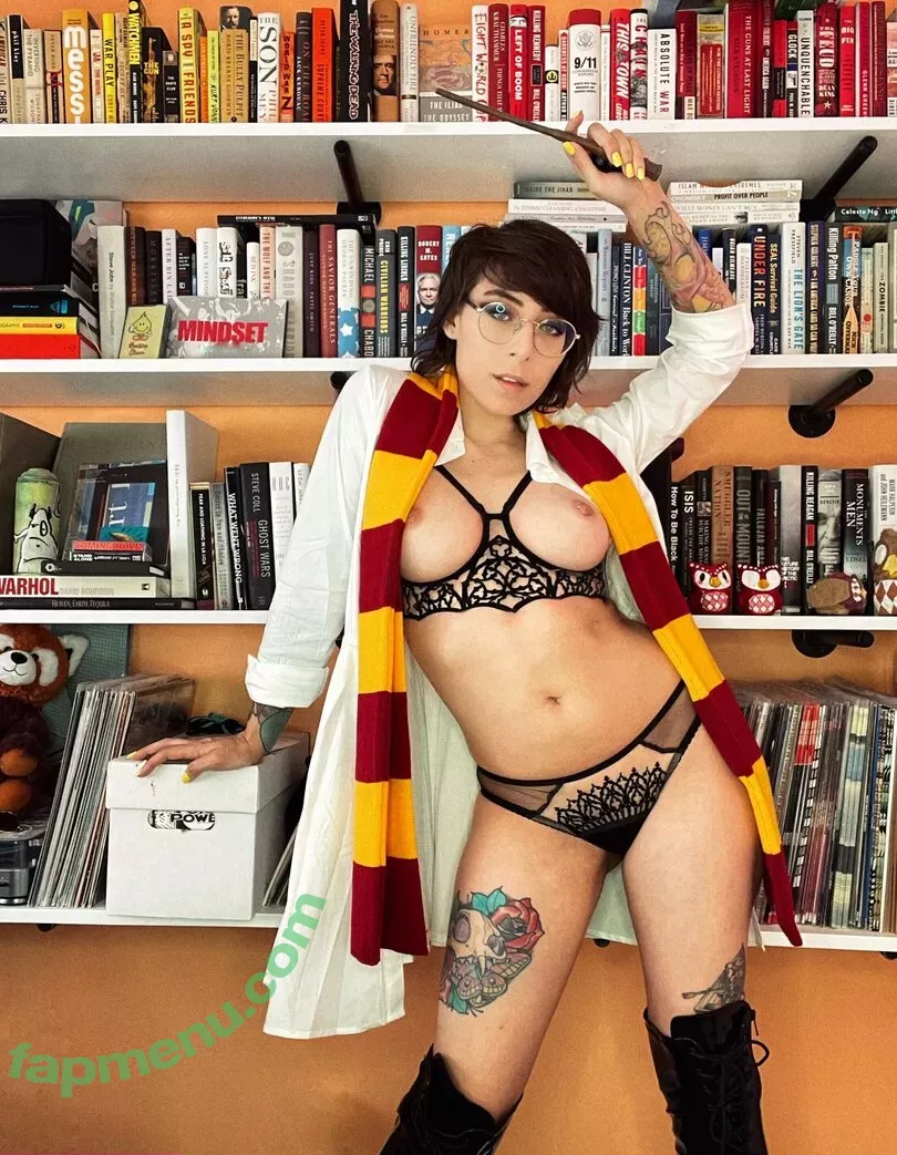 Skyhook Nova nude photo #0666 (SkyhookArt / skyhookarts / skyhooknova)