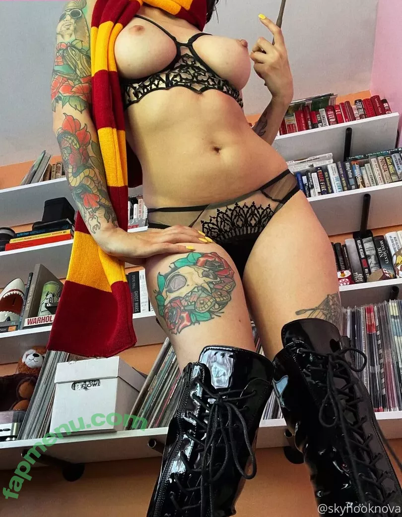 Skyhook Nova nude photo #0673 (SkyhookArt / skyhookarts / skyhooknova)
