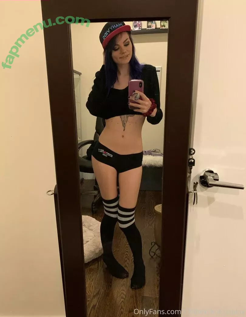 Skylaraynesgray nude photo #0098 (invaderskyla)