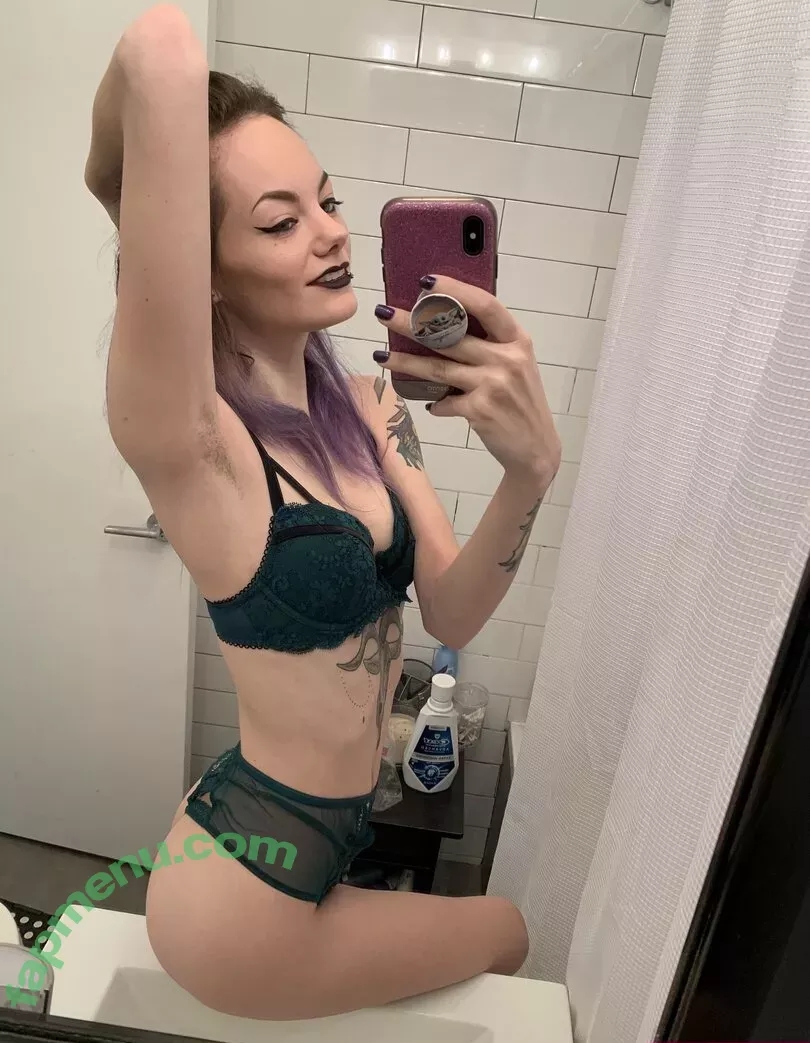Skylaraynesgray nude photo #0219 (invaderskyla)