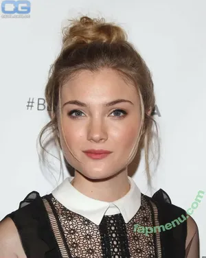 Skyler Samuels / skylersamuels nude photo #0027