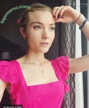Skyler Samuels / skylersamuels nude photo #0039