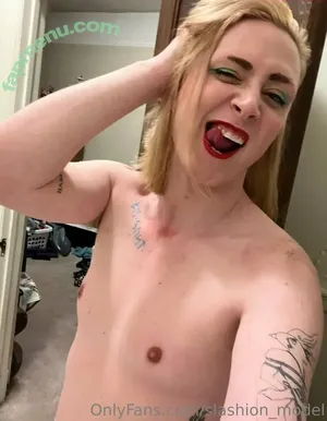  nude photo #0004