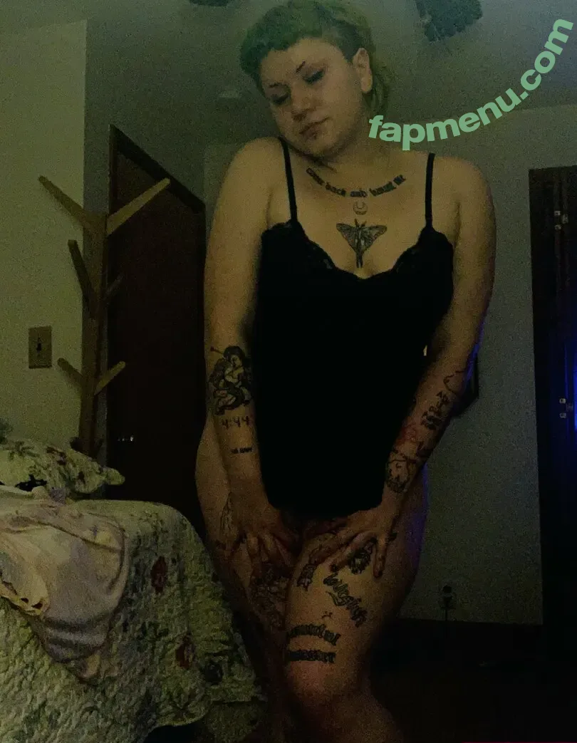 slaughterbabie nude photo #0004 (slaughter_babie)