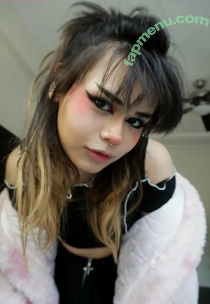 slayzkiana nude photo #0007 (slayzkiana)