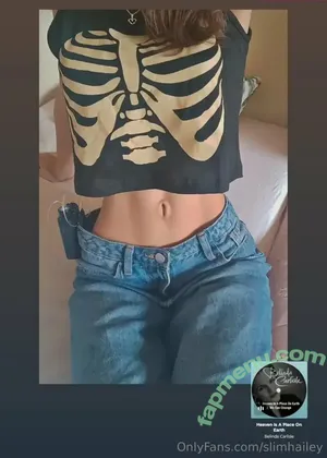  nude photo #0002