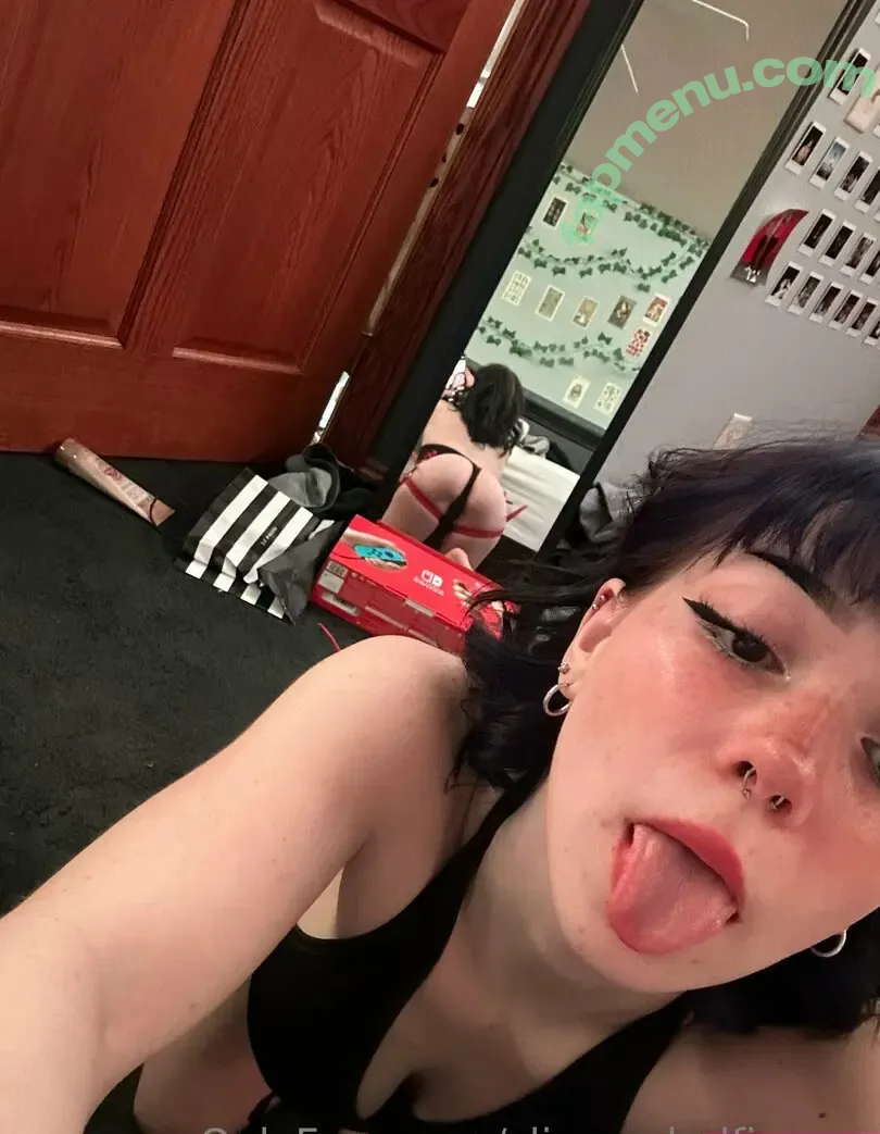 slimysaladfingers nude photo #0033 (slimysalads)