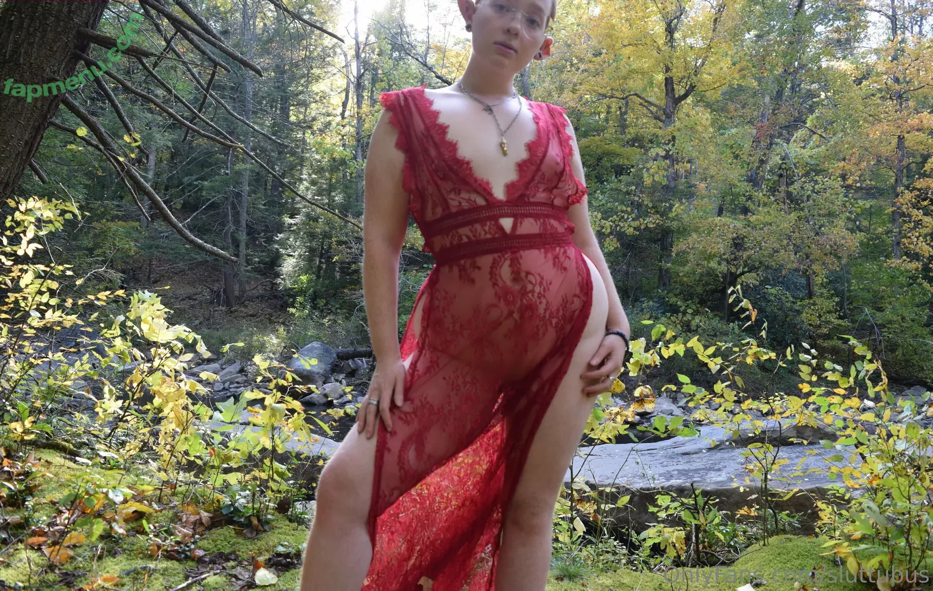 sluttubus nude photo #0003 (slutubus)