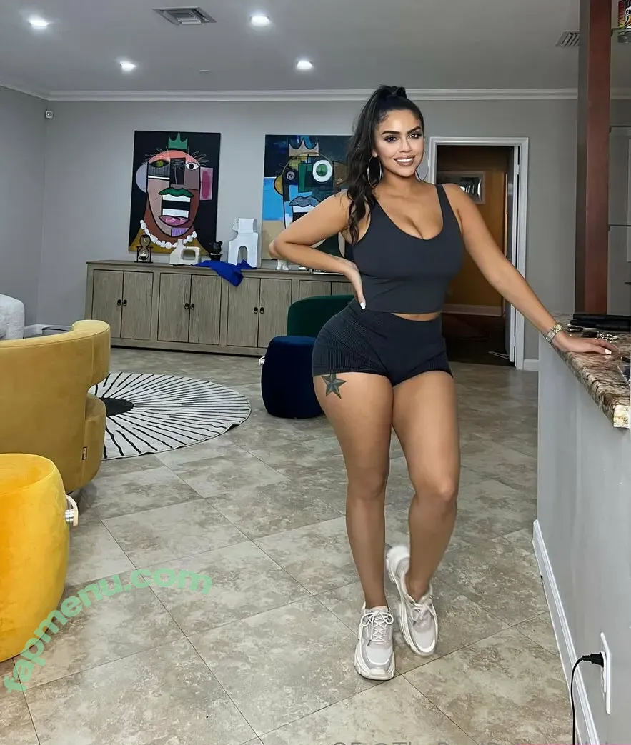 sm00ches nude photo #0033 (sm0_0ches)