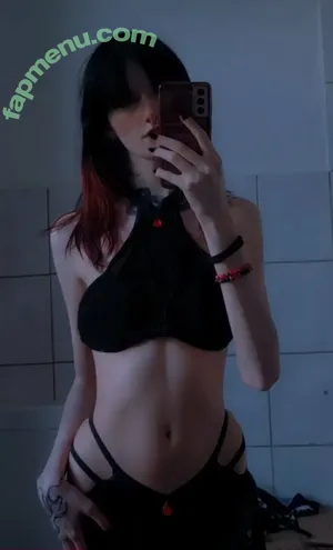Sm0ltiddym0thgf nude photo #0005