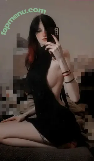 Sm0ltiddym0thgf nude photo #0021