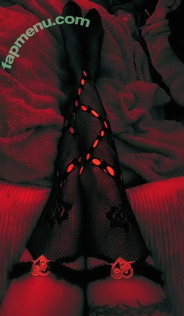 Sm0ltiddym0thgf nude photo #0014 (Sm0ltiddym0thgf)