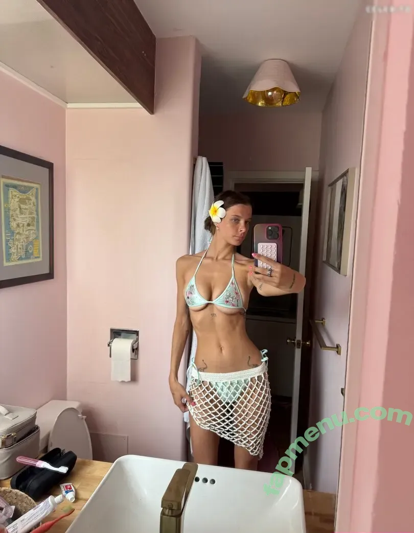 Smashedely nude photo #0016 (Smashedely)