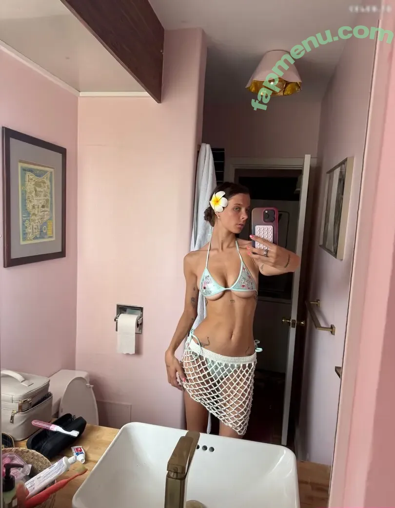 Smashedely nude photo #0023 (Smashedely)