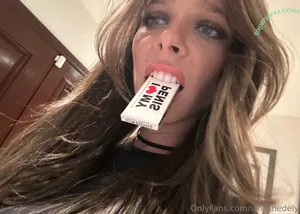  nude photo #0004