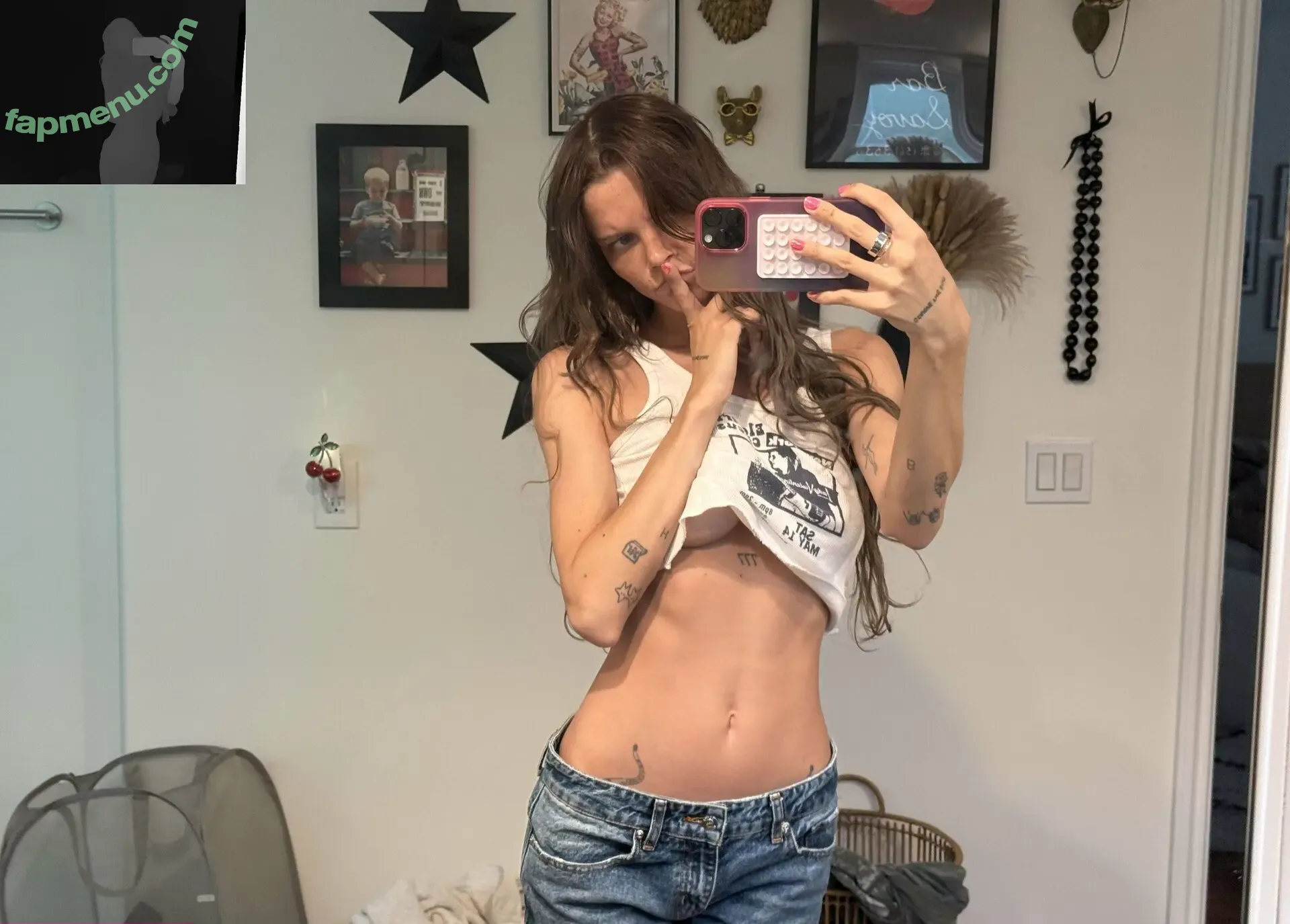 Smashedely nude photo #0011 (Smashedely)