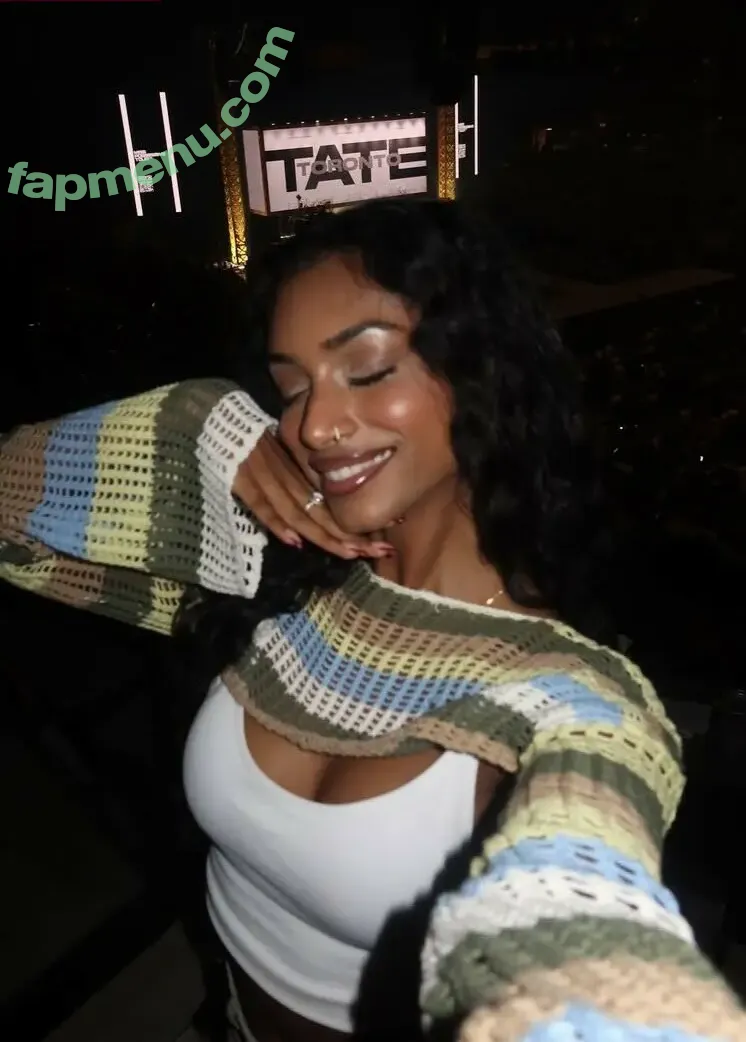 Smrxthi nude photo #0006 (Smrithi Dhanasekar)