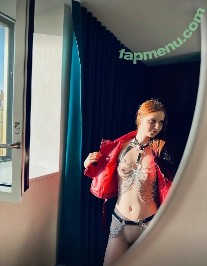 Sündige Leder Laura nude photo #0051 (Sündige Leder Laura)