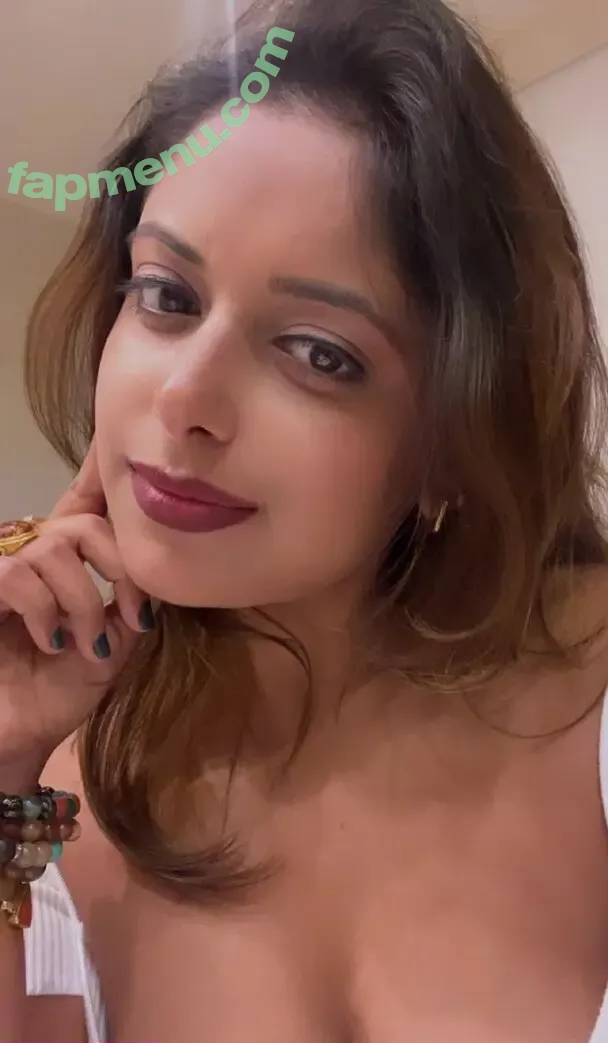 Sneha Paul nude photo #0012 (Sneha Paul)