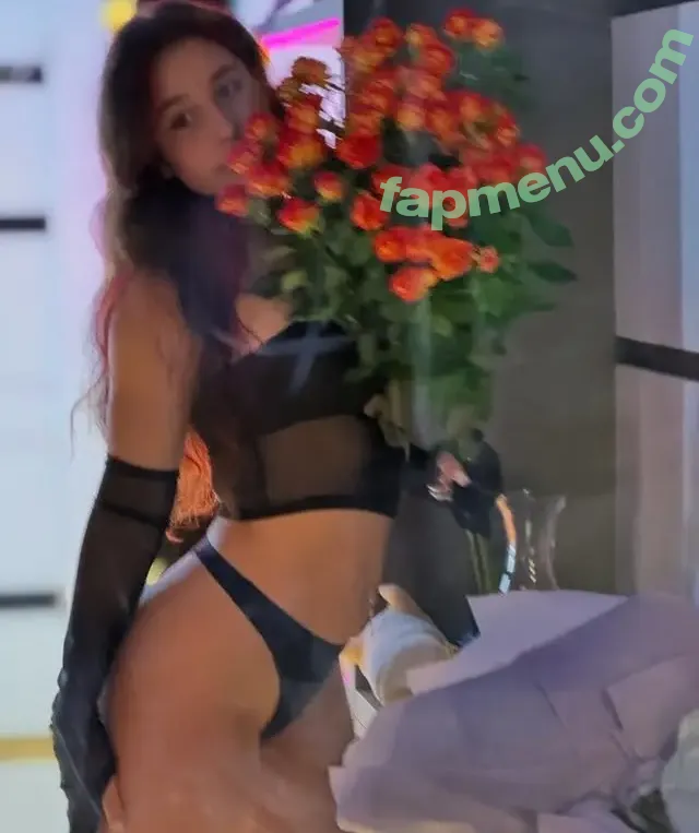 Snezhana Snezhok nude photo #0010 (Snezhana Snezhok)