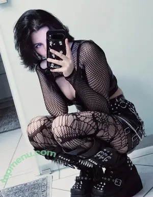 Snippycosplay nude photo #0037
