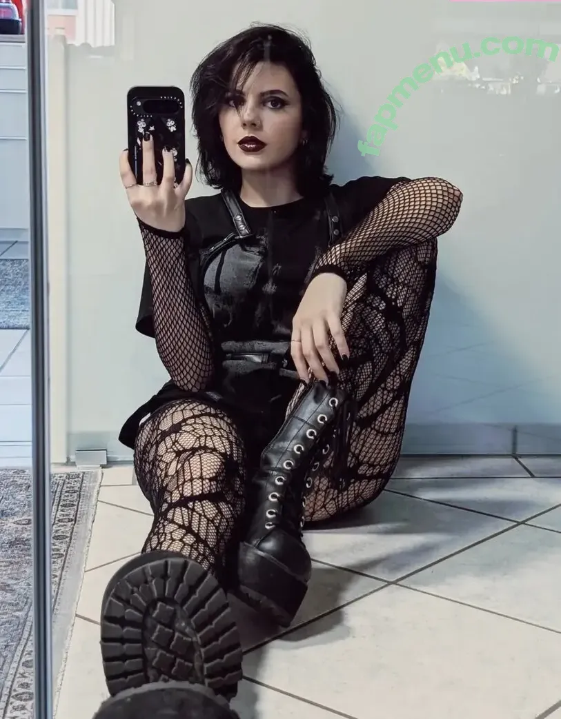 Snippycosplay nude photo #0032 (Snippycosplay)