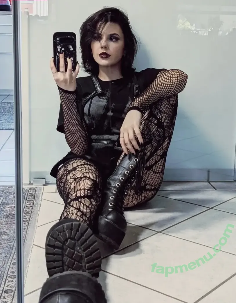Snippycosplay nude photo #0033 (Snippycosplay)
