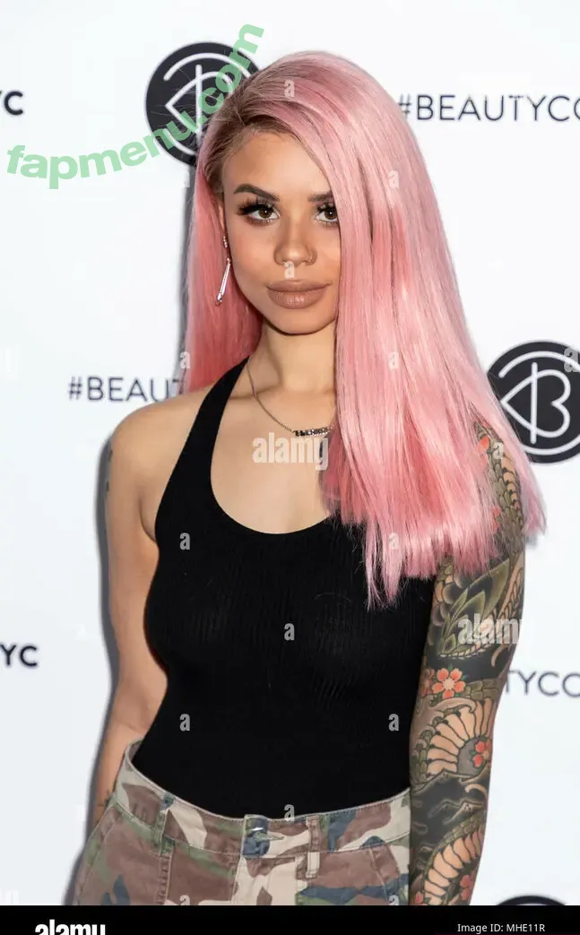 Snitchery nude photo #0019 (Snitchery)