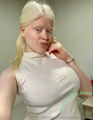  nude photo #0004