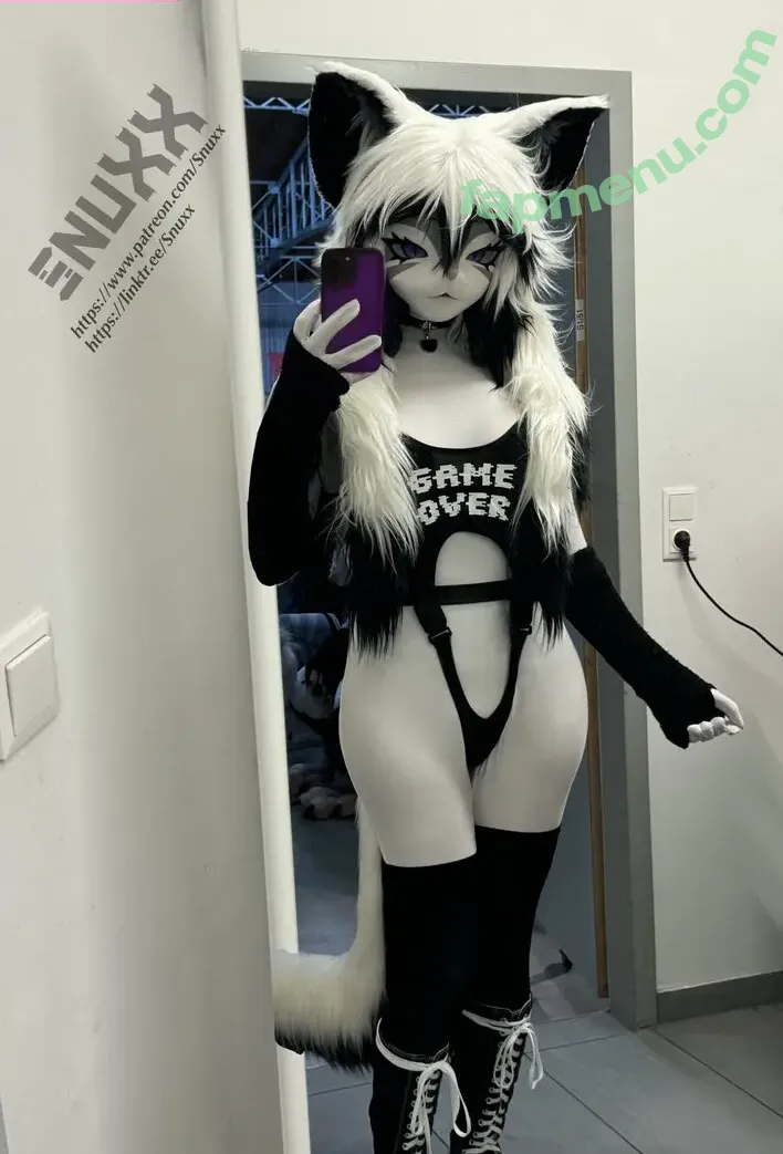 Snuxx nude photo #0001 (snux_x / ssnuxx)