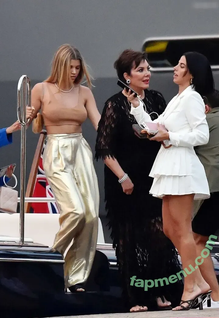 Sofia Richie nude photo #0628 (sofiarichie)