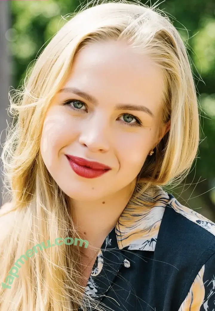 Sofia Vassilieva nude photo #0012 (Sofia Vassilieva)