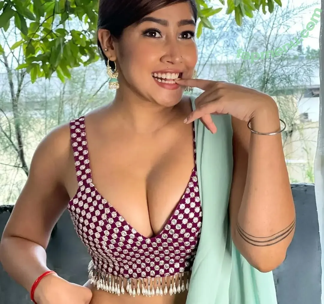 Sofia nude photo #0126 (sofi_juice / sofiabrano / sofiiaa23_)