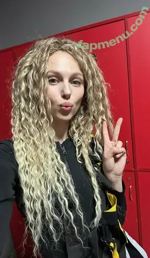 sofiaaamillerrr / sofiaamiller_ nude photo #0037