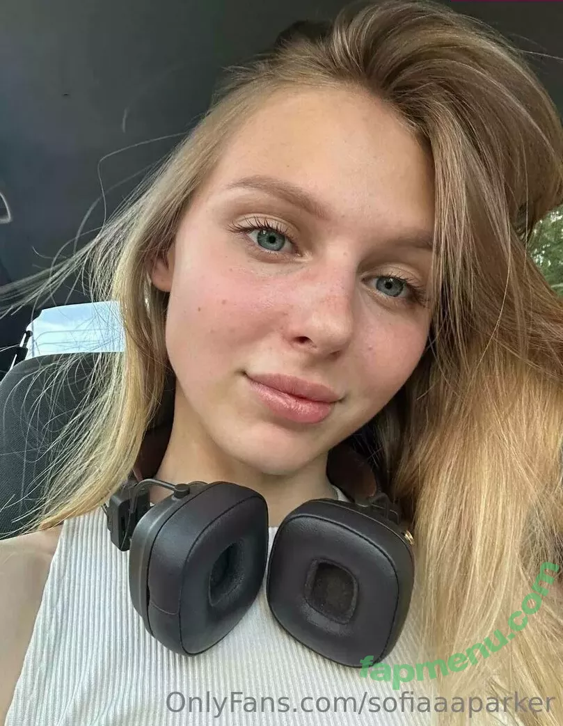 sofiaaaparker nude photo #0114 (sofiaaaparkerlife)