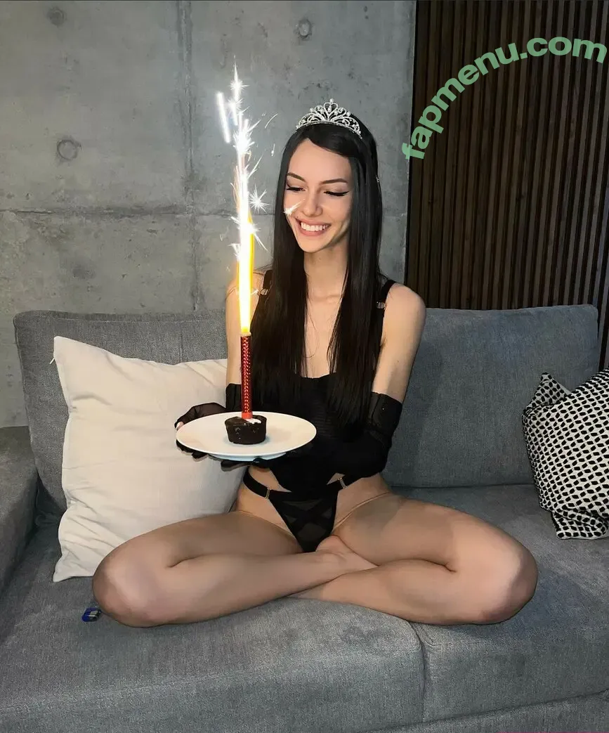 Sofiaatreides nude photo #0097 (Sofiaatreides)