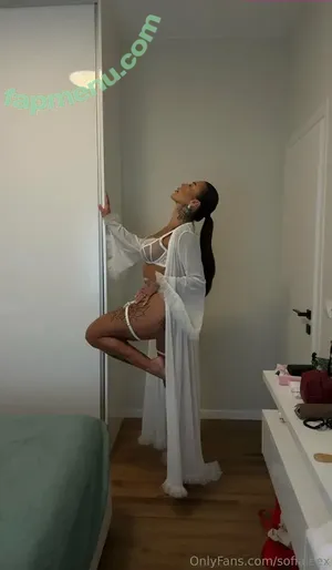 sofialeex / sofialexofficial nude photo #0190